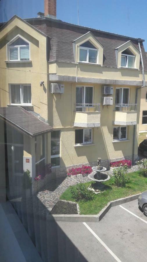 Galant Hotel 3*